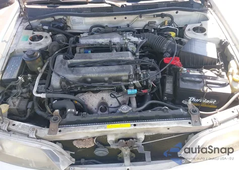 2002 Infiniti G20 Luxury z USA, uszkodzony, nr VIN JNKCP11A62T507040